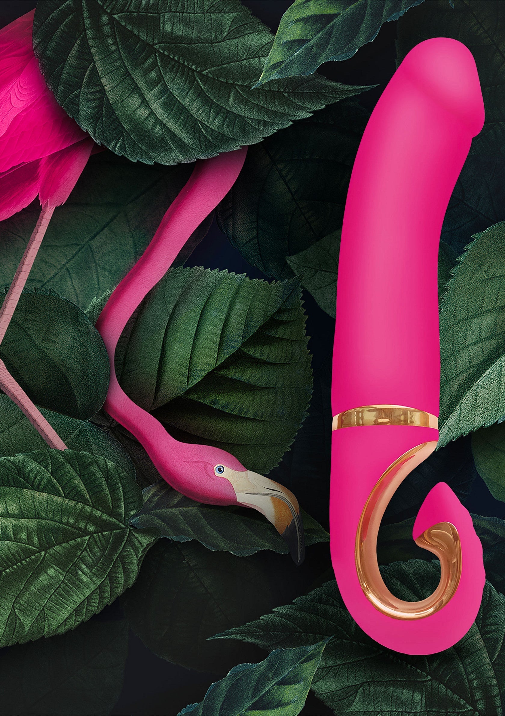 Vibromasseur rose élégant avec décorations dorées, inspiré par les flamants roses et la nature tropicale.; Elegante roze vibrator met gouden accenten, geïnspireerd op flamingo's en tropische natuur.; Elegant pink vibrator with gold accents, inspired by flamingos and tropical nature.