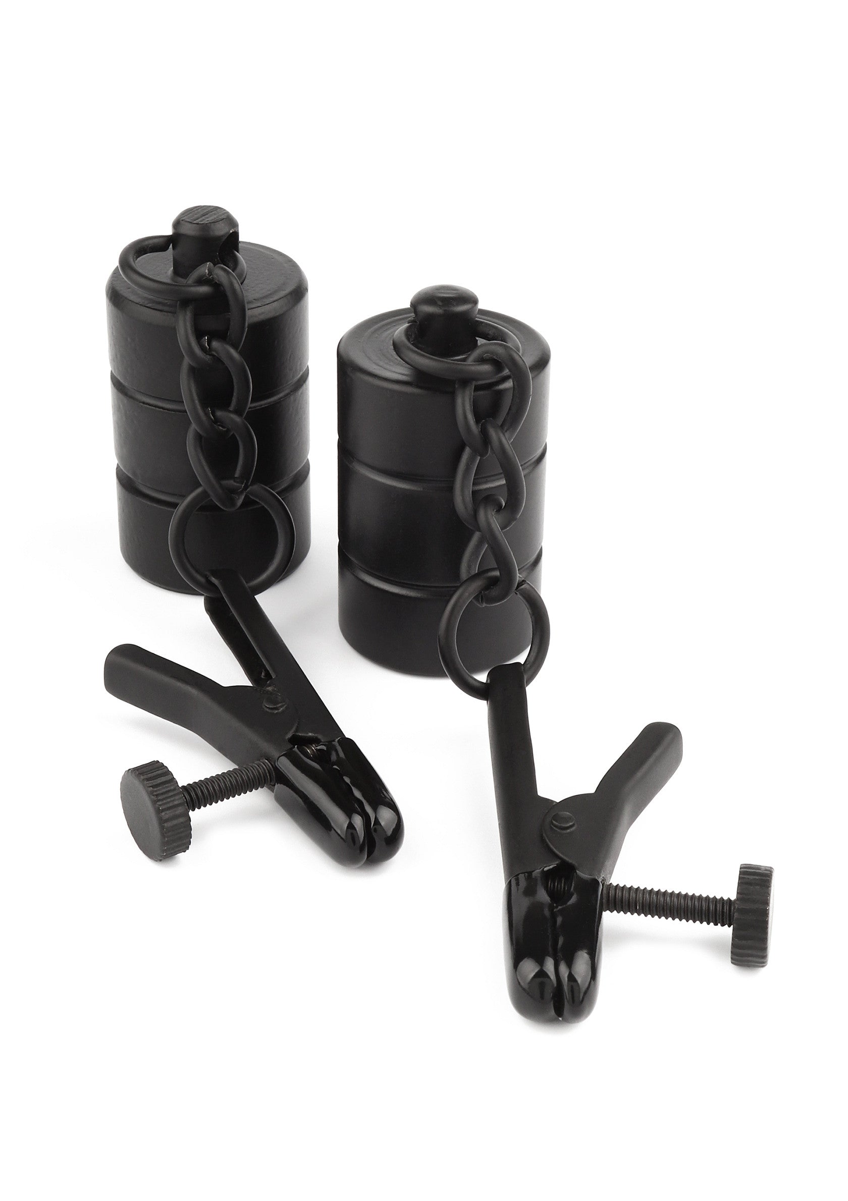Pinces à tétons noires avec poids pour un jeu BDSM intense et ajustable.; Zwarte tepelklemmen met gewichten voor intens en verstelbaar BDSM-spel.; Black nipple clamps with weights for intense and adjustable BDSM play.