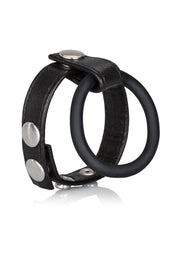 Anneau pénien ajustable en cuir noir avec anneau en silicone. Pour plus de plaisir et de sensations fortes.; Verstelbare penisring van zwart leer met siliconen ring. Voor meer plezier en intense sensaties.; Adjustable cock ring made of black leather with silicone ring. For more pleasure and intense sensations.
